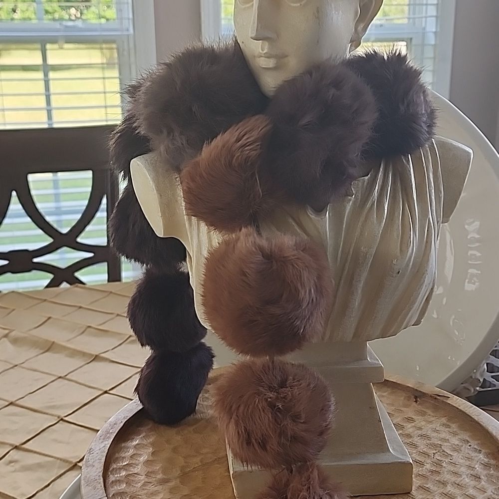 Faux Fur Puff Stoll Chocolate Brown